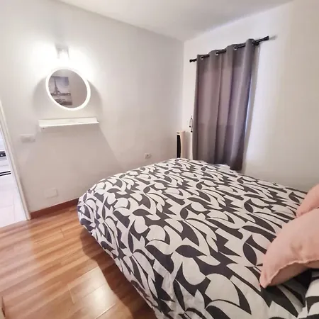 Blue Water Apartment Tias